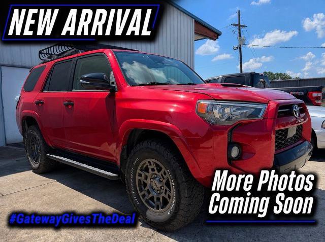 Used 2020 Toyota 4Runner Venture w/ Moonroof Package