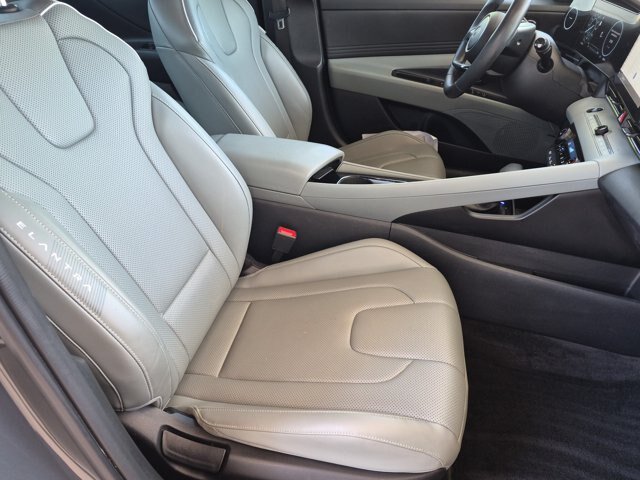 Used 2024 Hyundai Elantra Limited FWD image 36