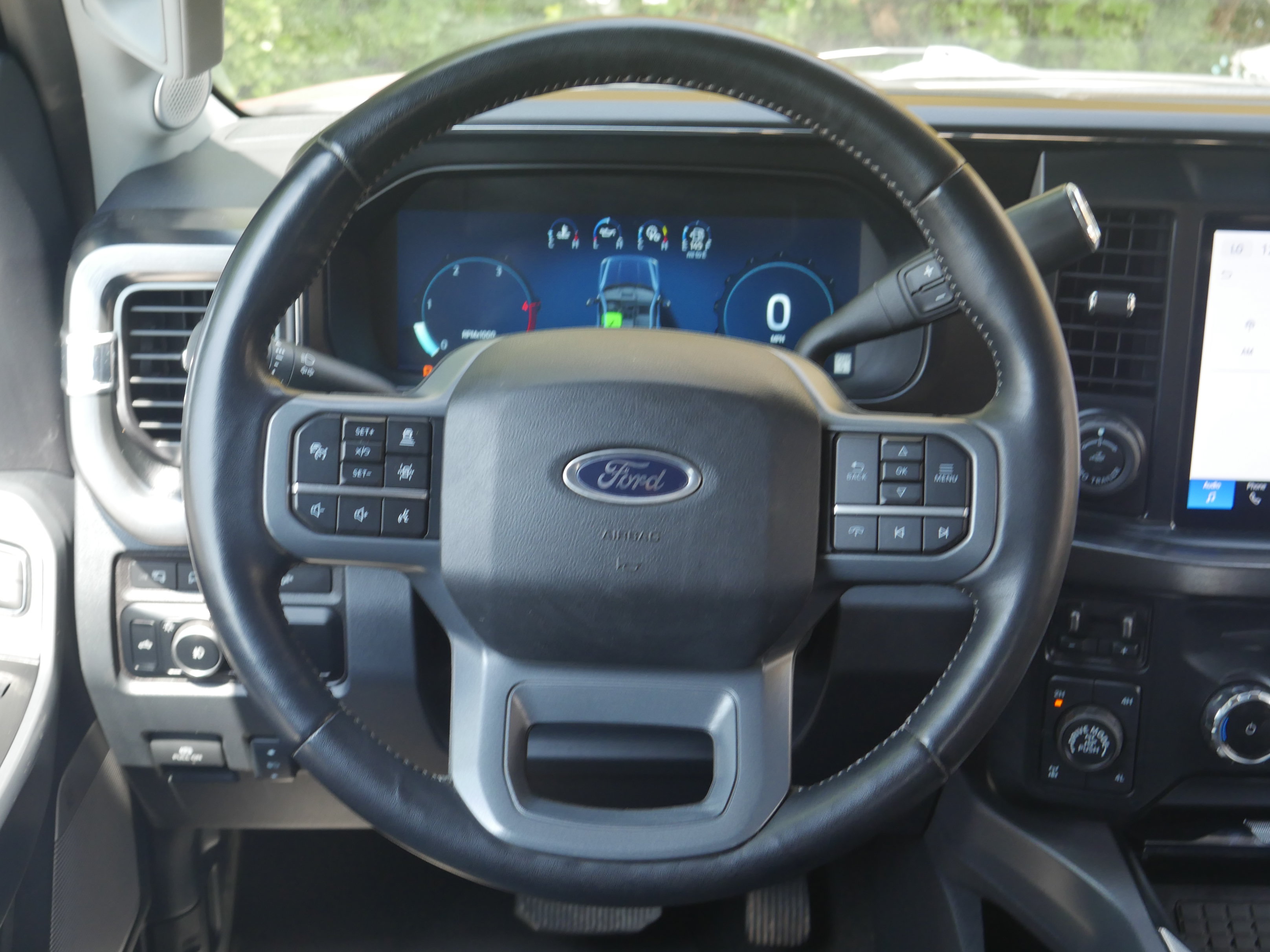 Certified 2024 Ford F250 Lariat w/ Lariat Ultimate Package AWD/4WD image 7