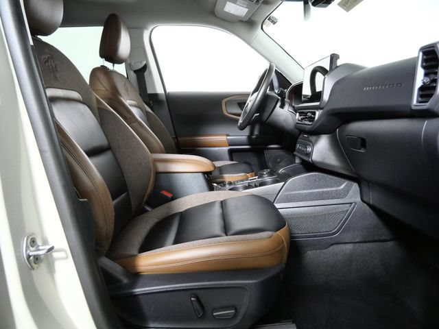 Certified 2025 Ford Bronco Sport Outer Banks w/ Outer Banks Tech Package+ AWD/4WD image 11