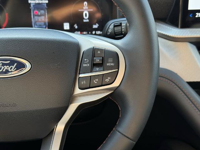 Certified 2025 Ford Explorer Active RWD image 22