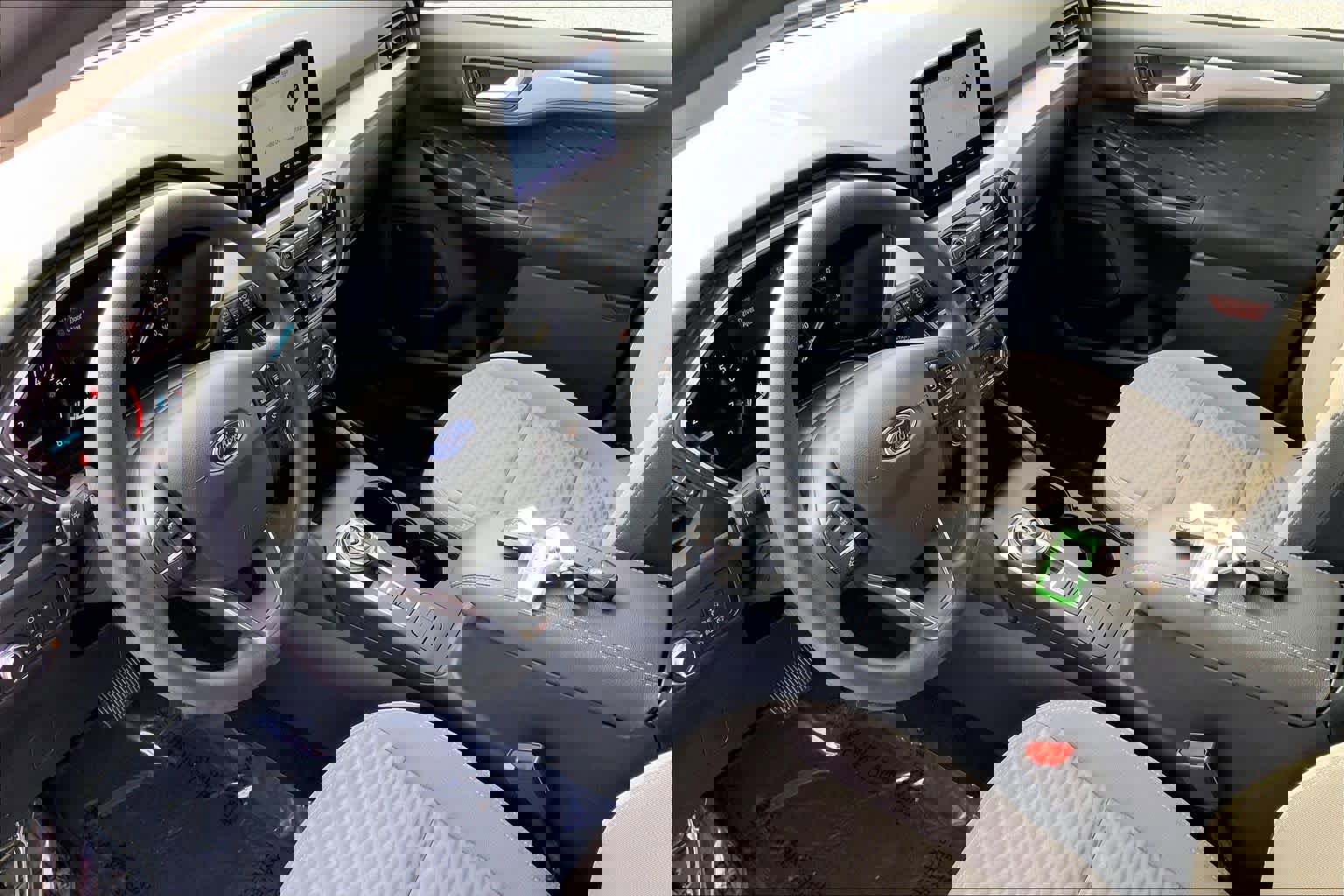 Certified 2020 Ford Escape SE image 14