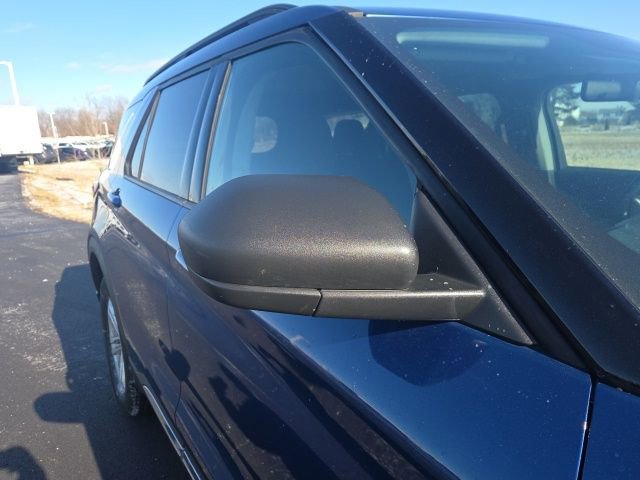 Certified 2020 Ford Explorer XLT image 2