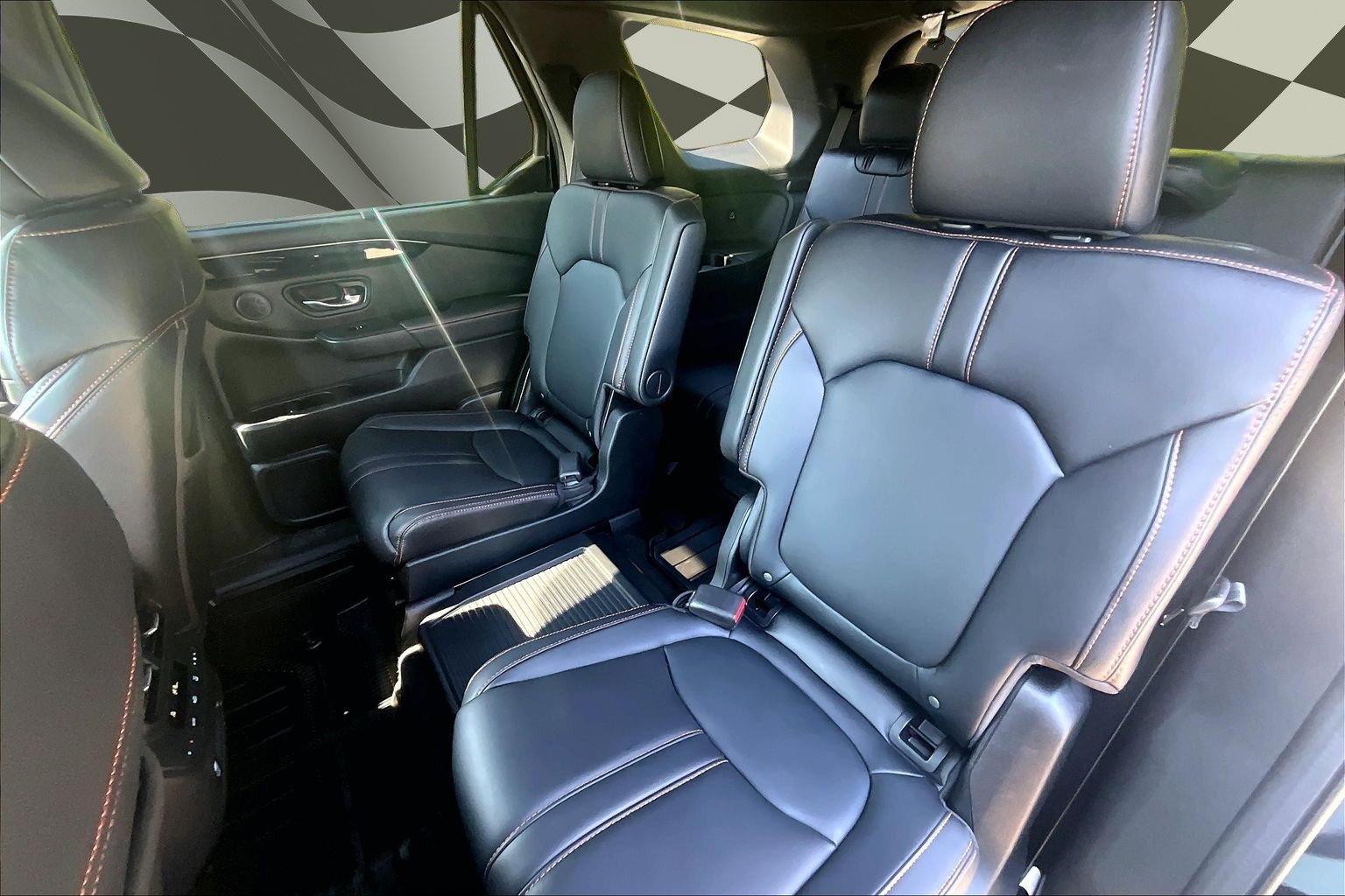 Used 2023 Honda Pilot TrailSport image 26
