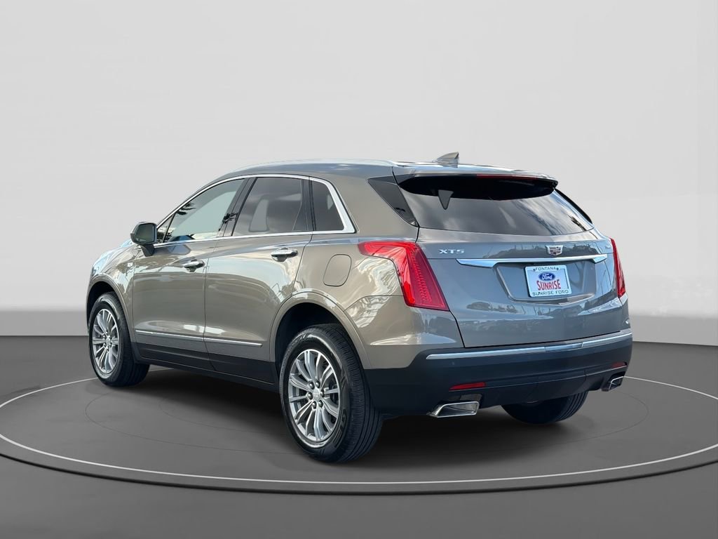 Used 2019 Cadillac XT5 Luxury image 2