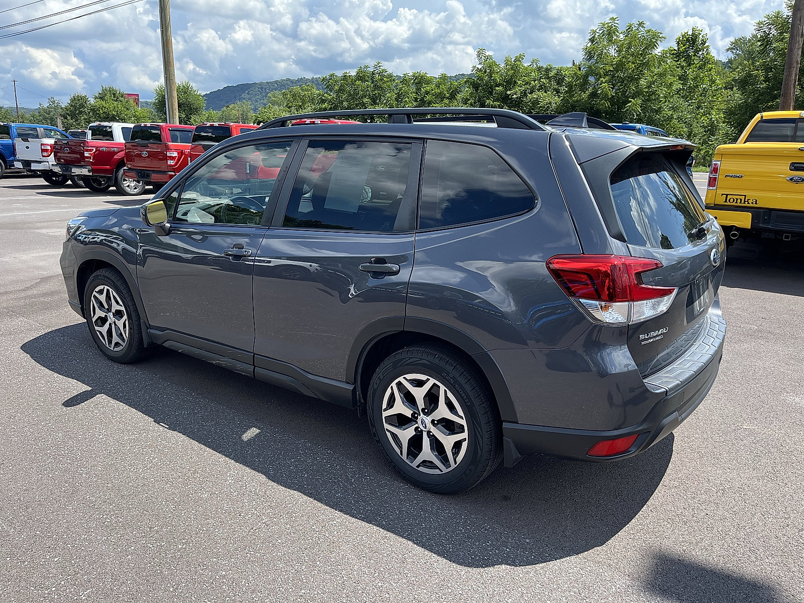 Used 2021 Subaru Forester Premium w/ Popular Package #1 AWD/4WD image 5