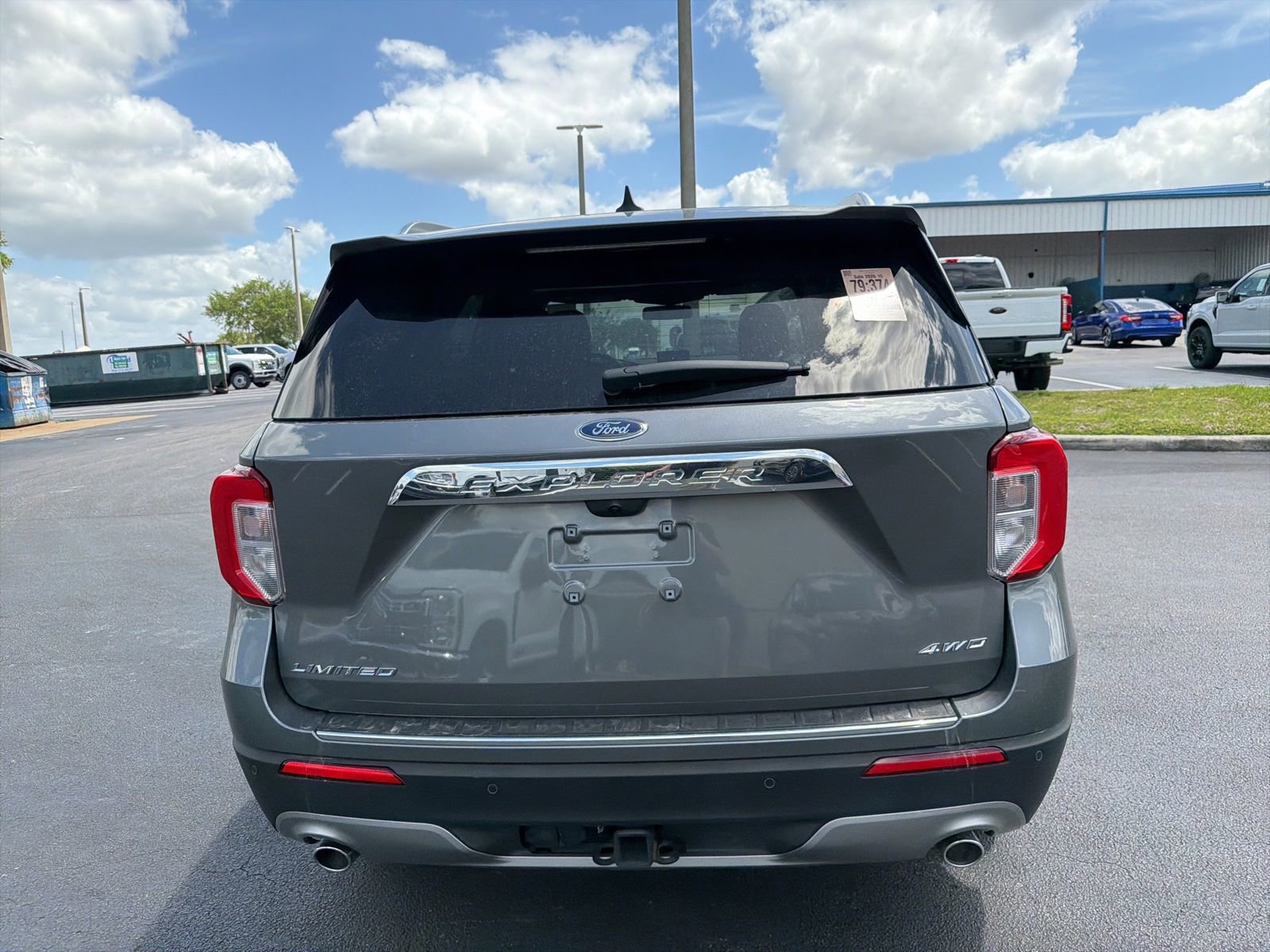 Certified 2023 Ford Explorer Limited w/ Limited Technology Package image 9