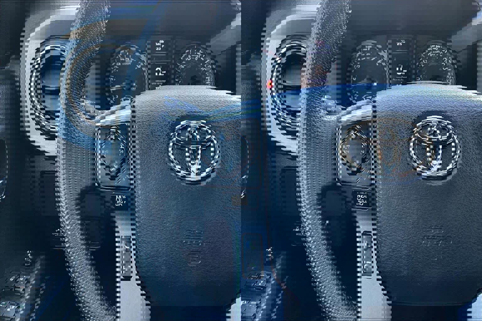 Used 2023 Toyota Tacoma TRD Off-Road AWD/4WD image 24