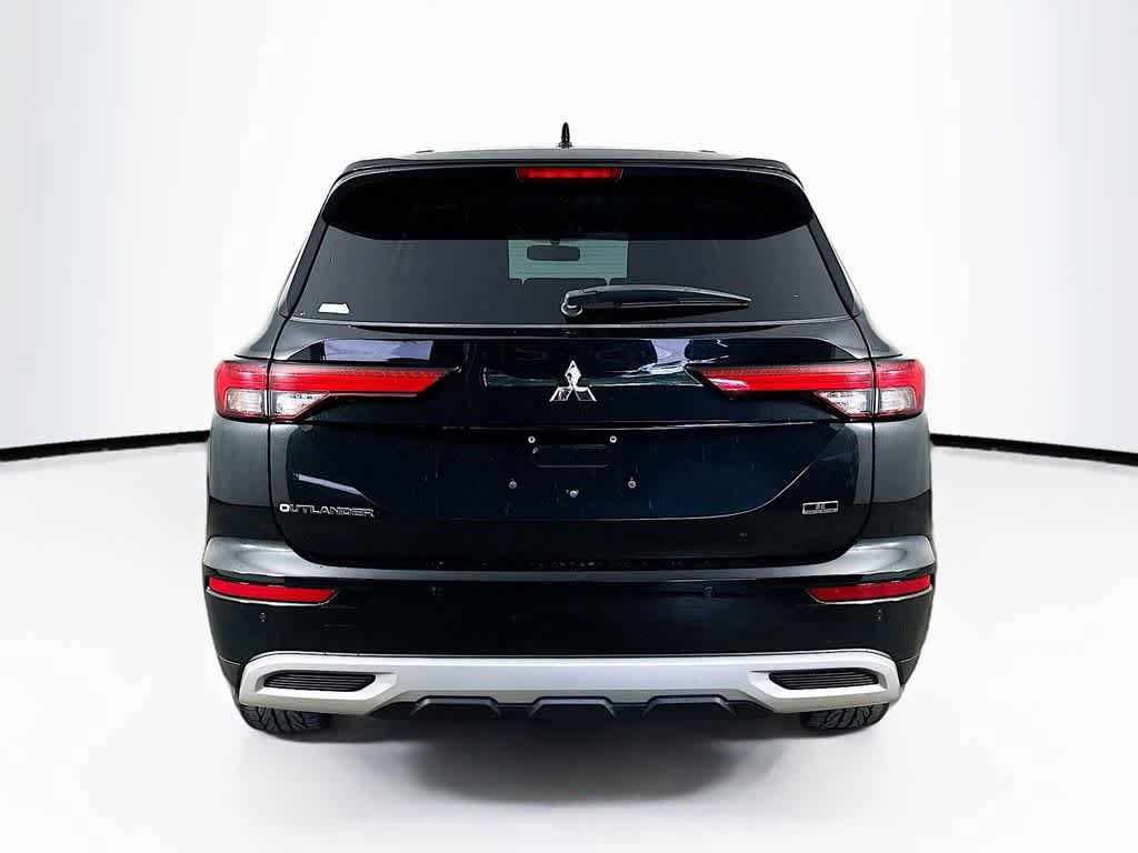 Used 2023 Mitsubishi Outlander SE FWD image 5