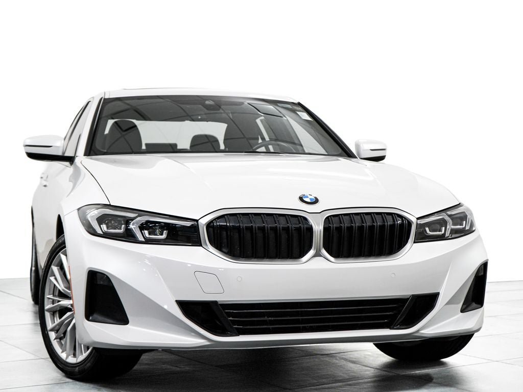 Used 2024 BMW 330i xDrive Sedan AWD/4WD image 3
