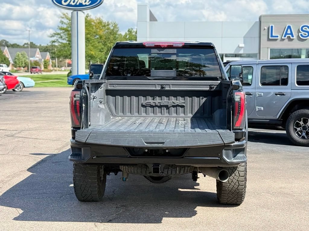 Used 2024 GMC Sierra 2500 AT4X AWD/4WD image 33