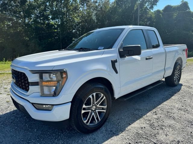 Certified 2023 Ford F150 XL w/ STX Appearance Package RWD image 3