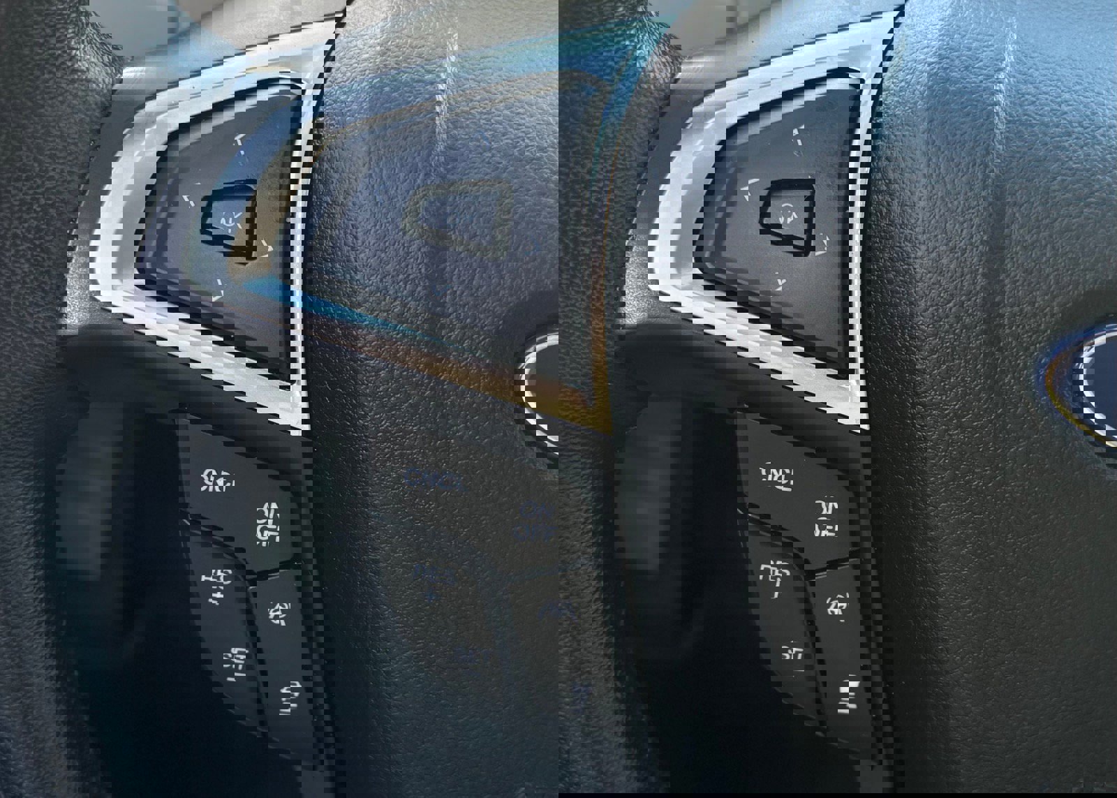 Certified 2022 Ford Edge Titanium w/ Equipment Group 301A image 34