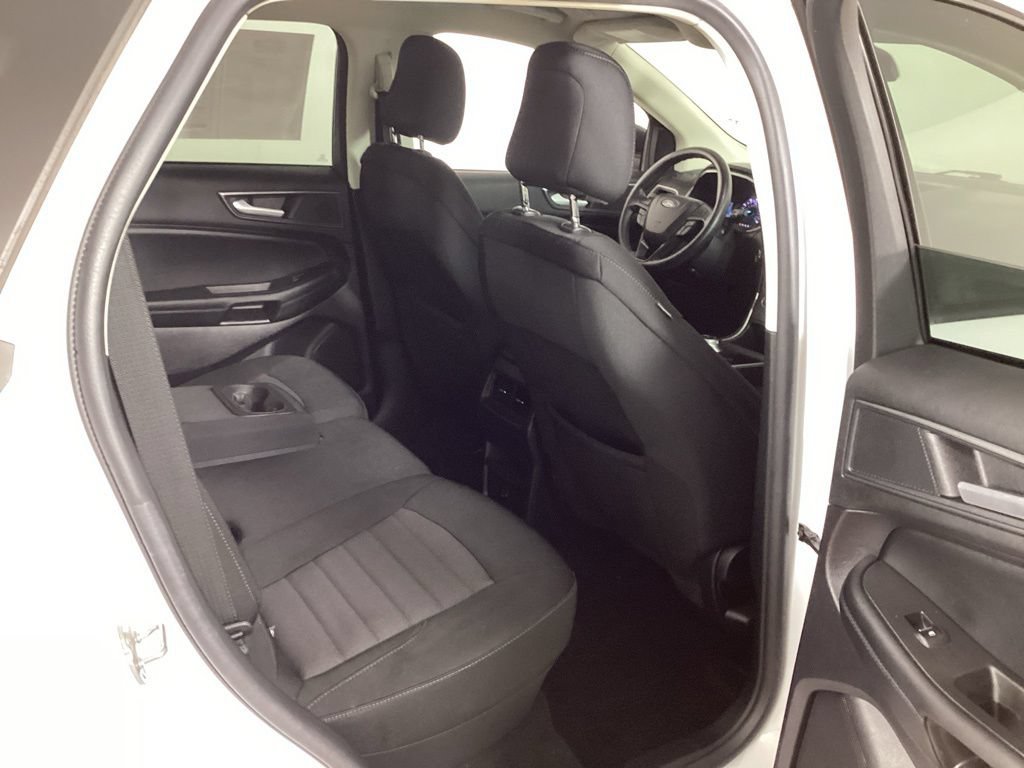Certified 2021 Ford Edge SE FWD image 33