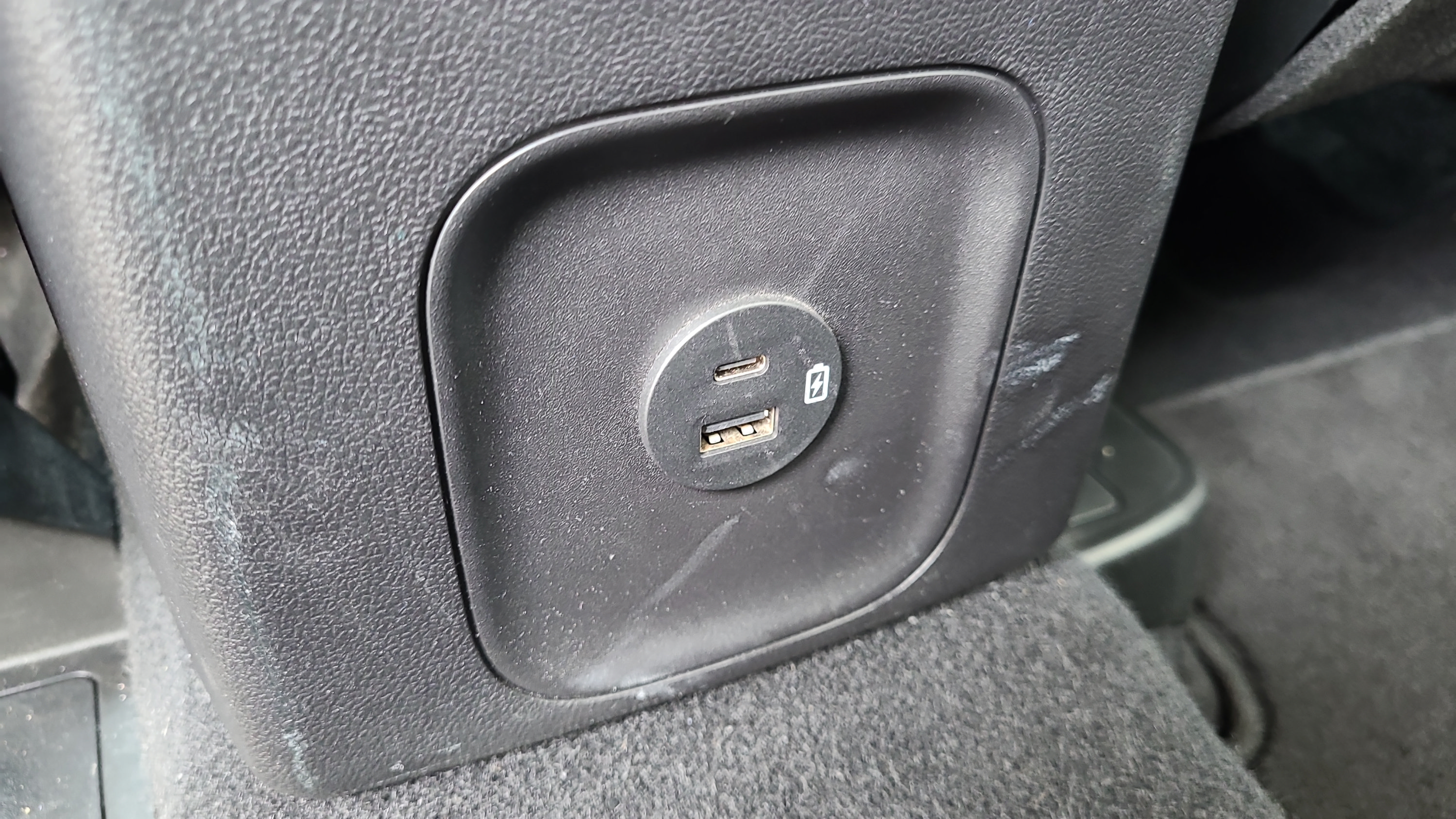 Certified 2022 Ford Escape SE w/ Cold Weather Package FWD image 16