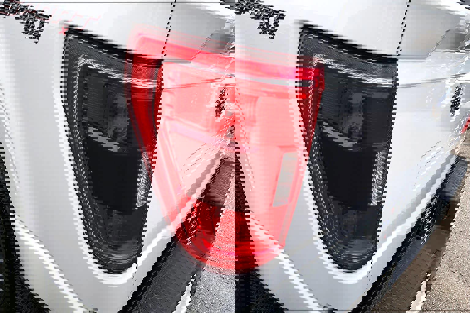 Certified 2022 Ford F150 XLT w/ Equipment Group 302A High image 29