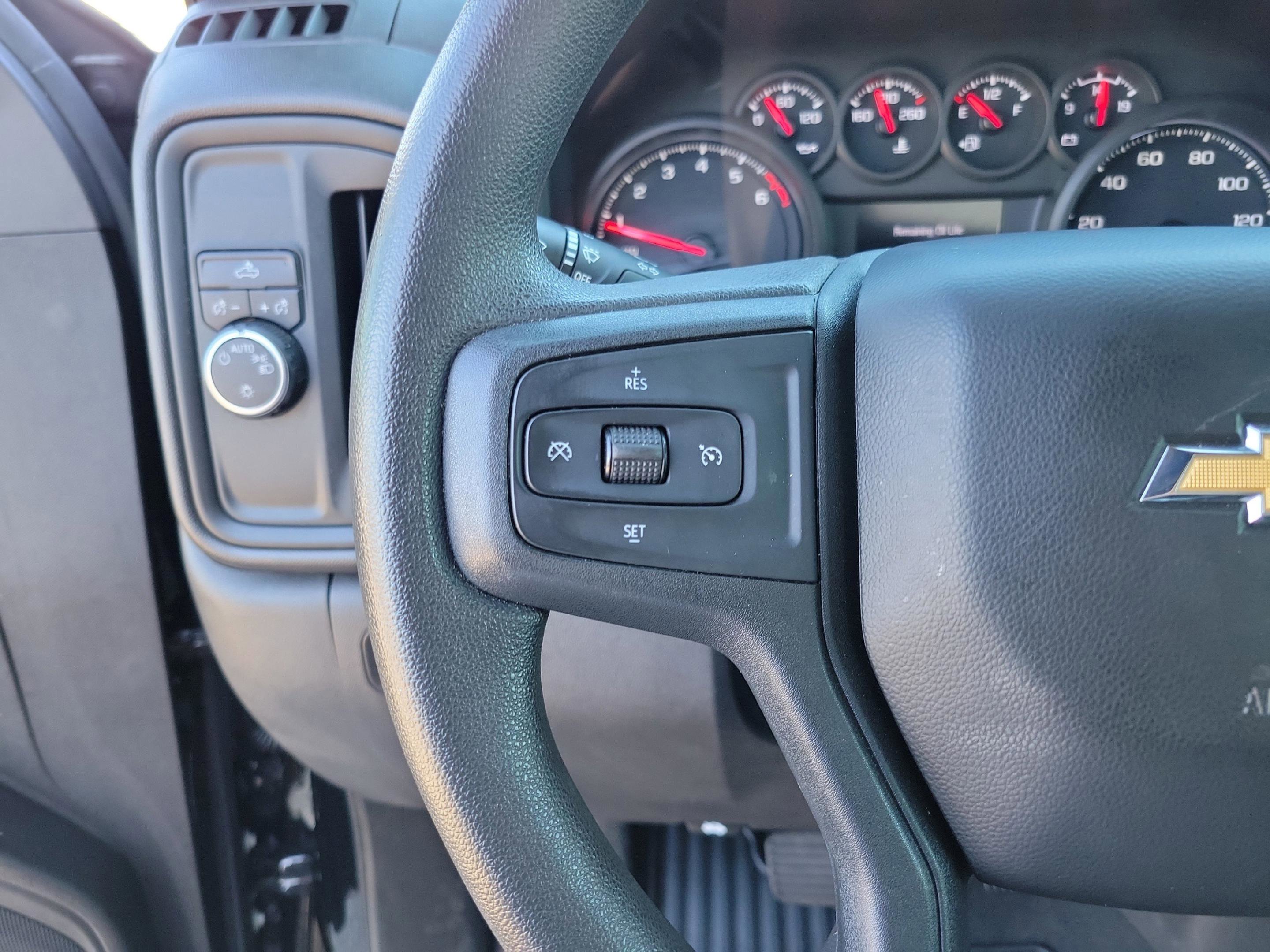 Used 2022 Chevrolet Silverado 1500 Custom image 10