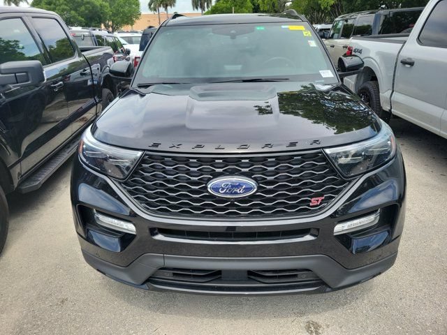 Certified 2023 Ford Explorer ST w/ Equipment Group 401A AWD/4WD image 2