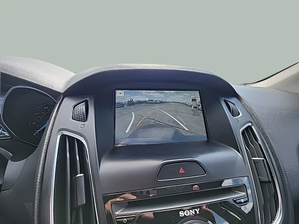 Certified 2018 Ford Focus SEL FWD image 26
