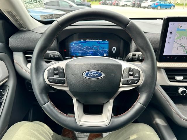 Certified 2025 Ford Explorer Active w/ Active Comfort Package AWD/4WD image 52