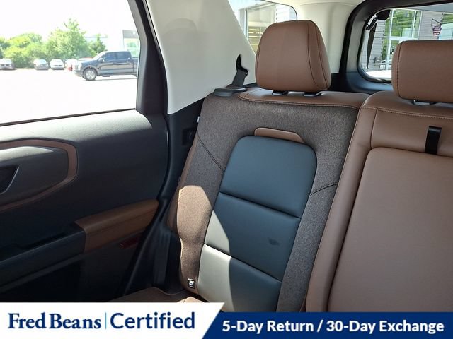 Certified 2025 Ford Bronco Sport Outer Banks w/ Outer Banks Tech Package+ AWD/4WD image 19