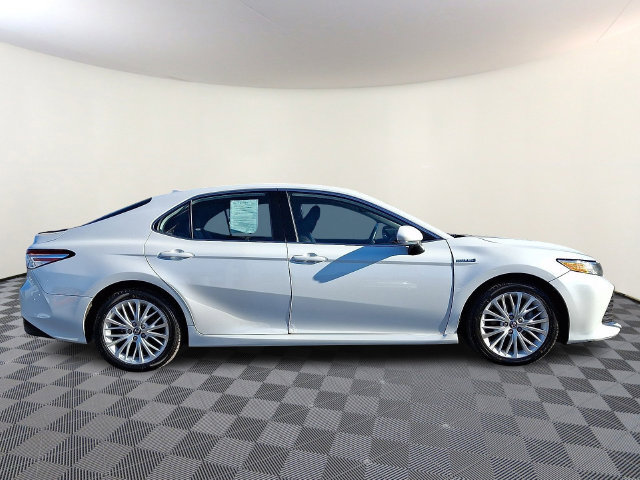 Used 2019 Toyota Camry XLE FWD image 8