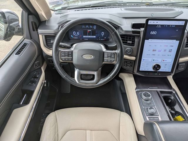 Certified 2022 Ford Expedition Max Platinum image 17