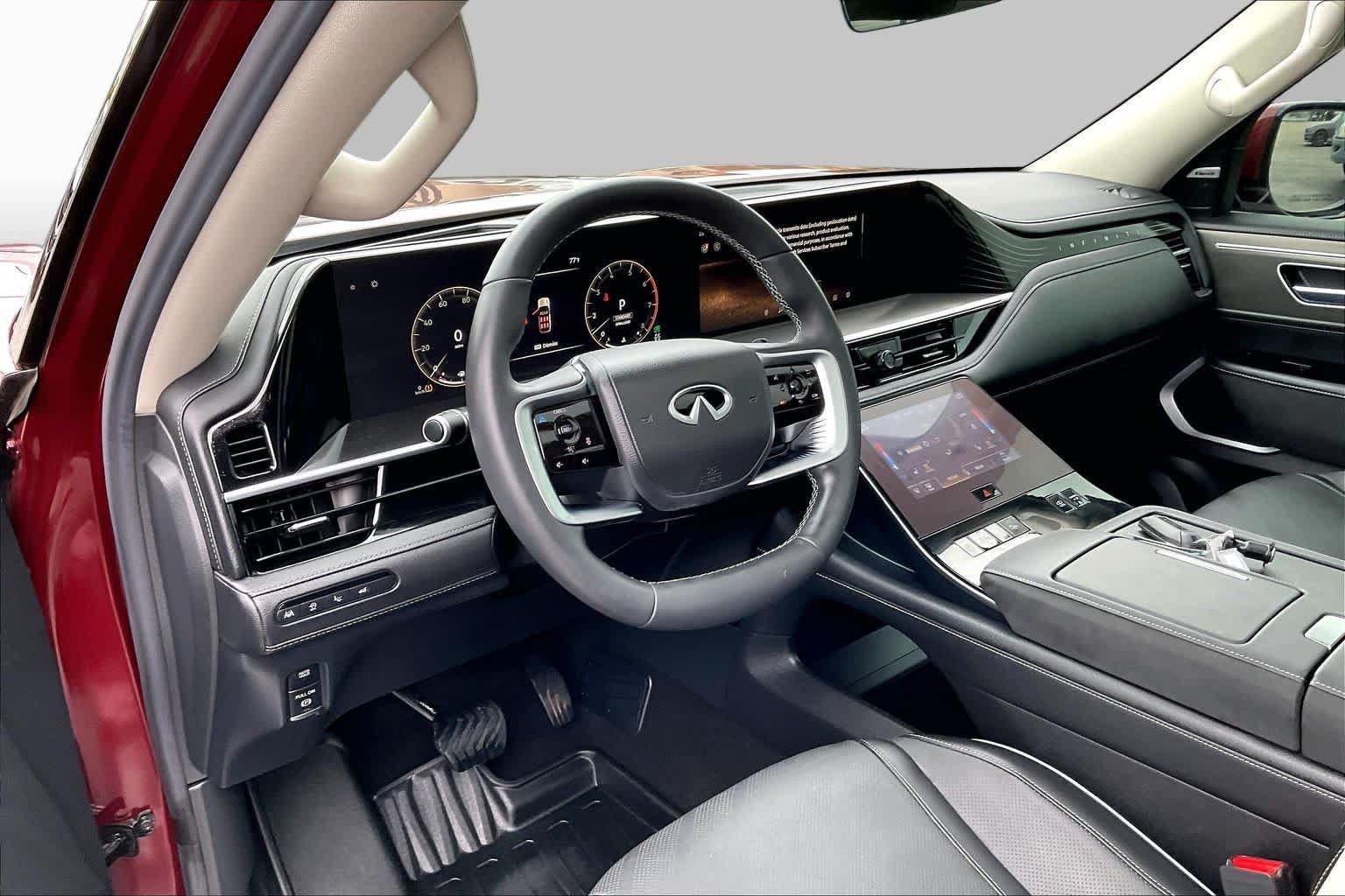 Used 2025 INFINITI QX80 Luxe AWD/4WD image 15
