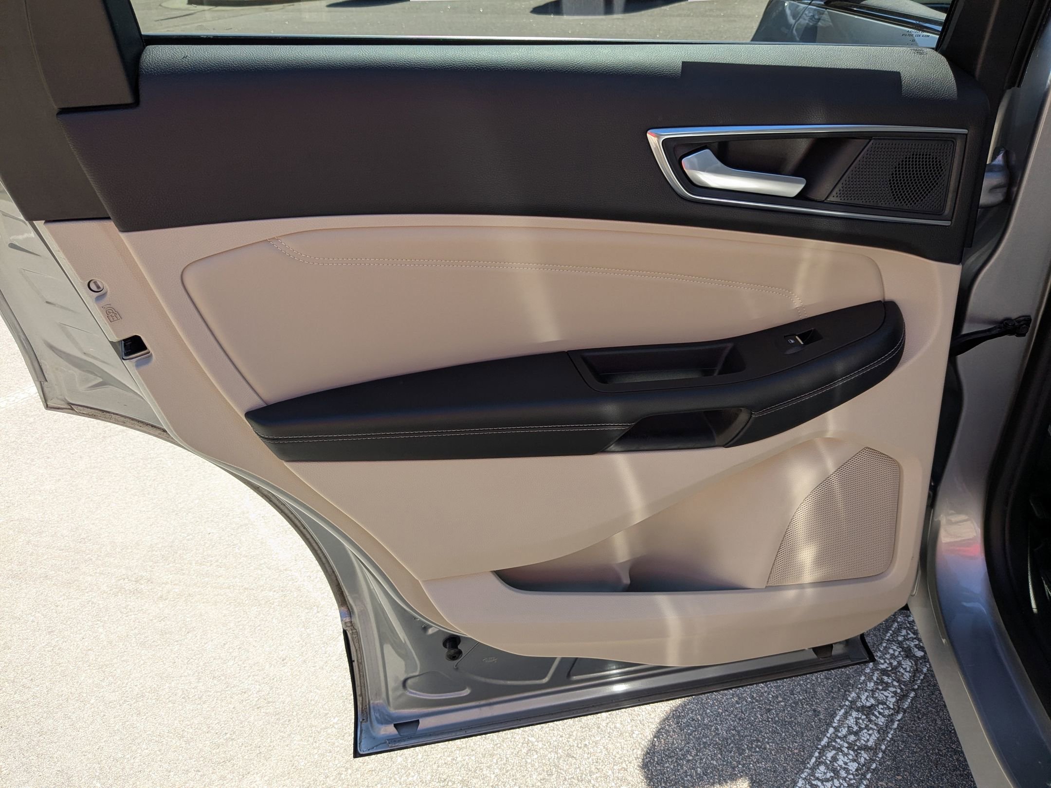 Certified 2023 Ford Edge Titanium image 35