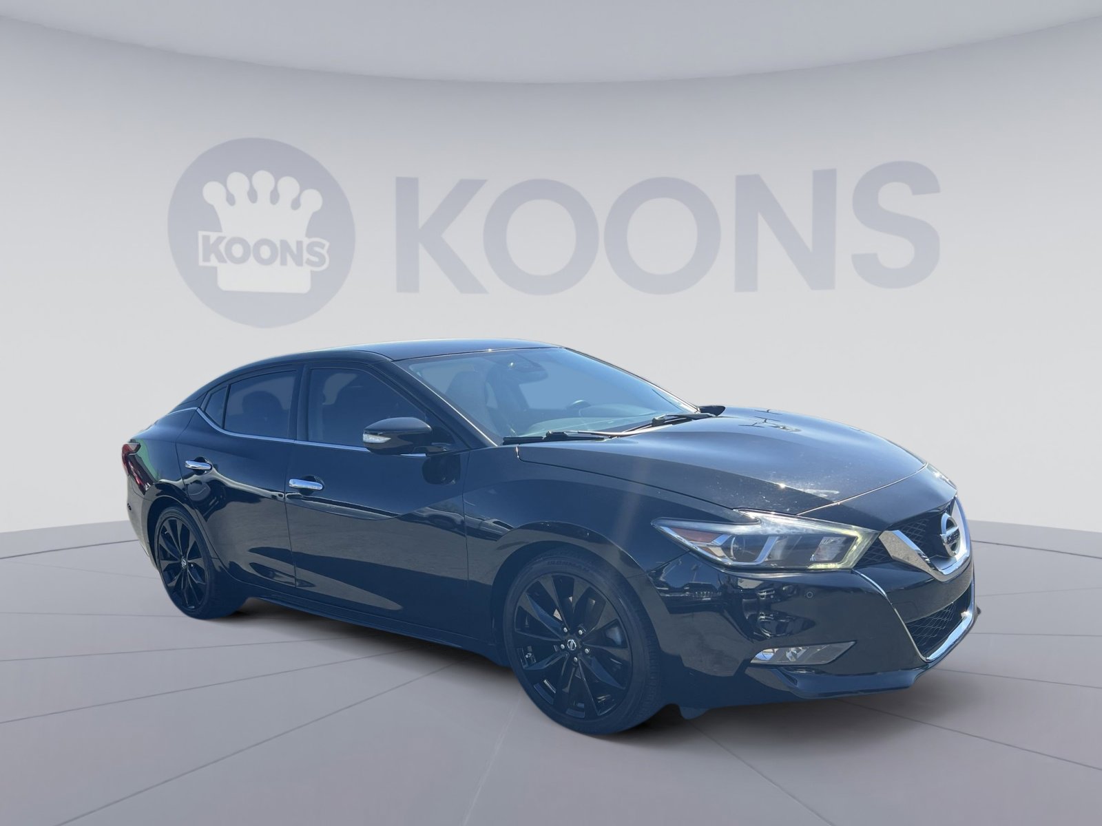 Used 2017 Nissan Maxima SR w/ Midnight Edition image 10