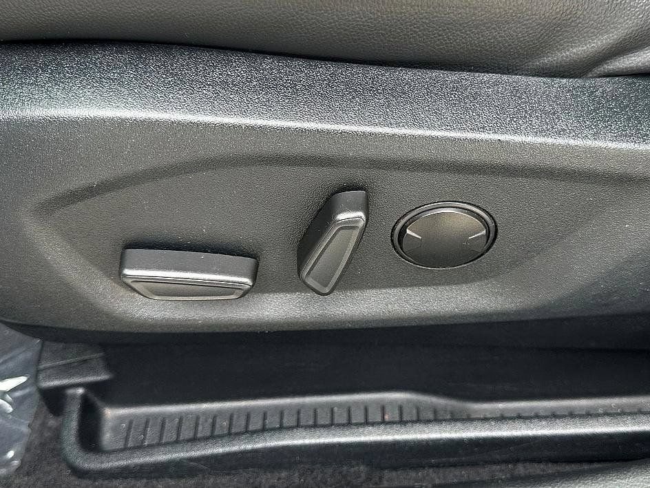 Certified 2022 Ford Edge SEL AWD/4WD image 18