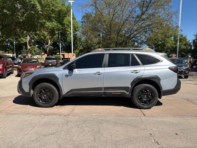 Used 2022 Subaru Outback Wilderness AWD/4WD image 3