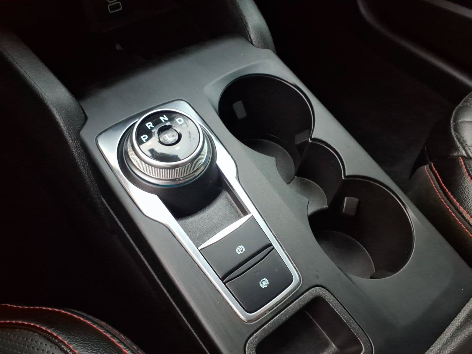 Certified 2024 Ford Escape ST-Line Elite w/ Premium Technology Package AWD/4WD image 17