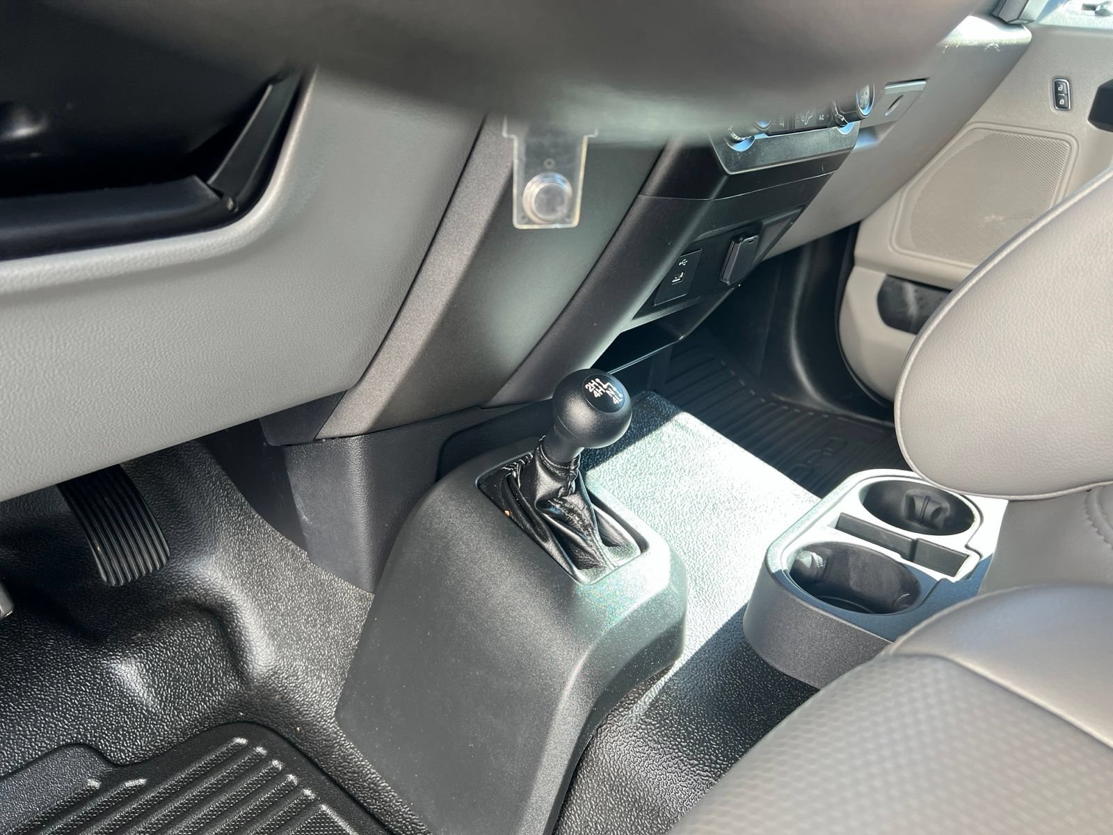 Certified 2019 Ford F350 XL w/ XL Value Package AWD/4WD image 20
