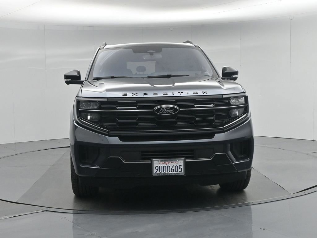 Certified 2025 Ford Expedition Max Platinum w/ Stealth Performance Package image 33