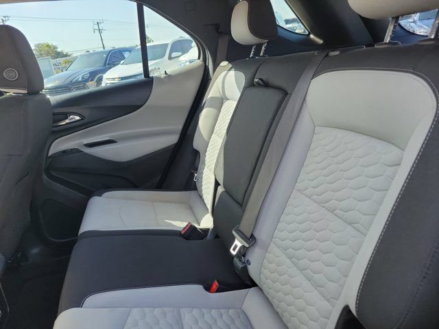 Used 2021 Chevrolet Equinox LS FWD image 16