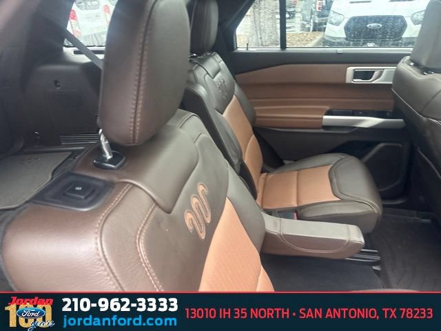 Certified 2022 Ford Explorer King Ranch w/ Class IV Trailer Tow Package RWD image 12