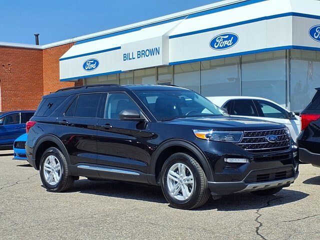 Certified 2024 Ford Explorer XLT w/ Equipment Group 202A
