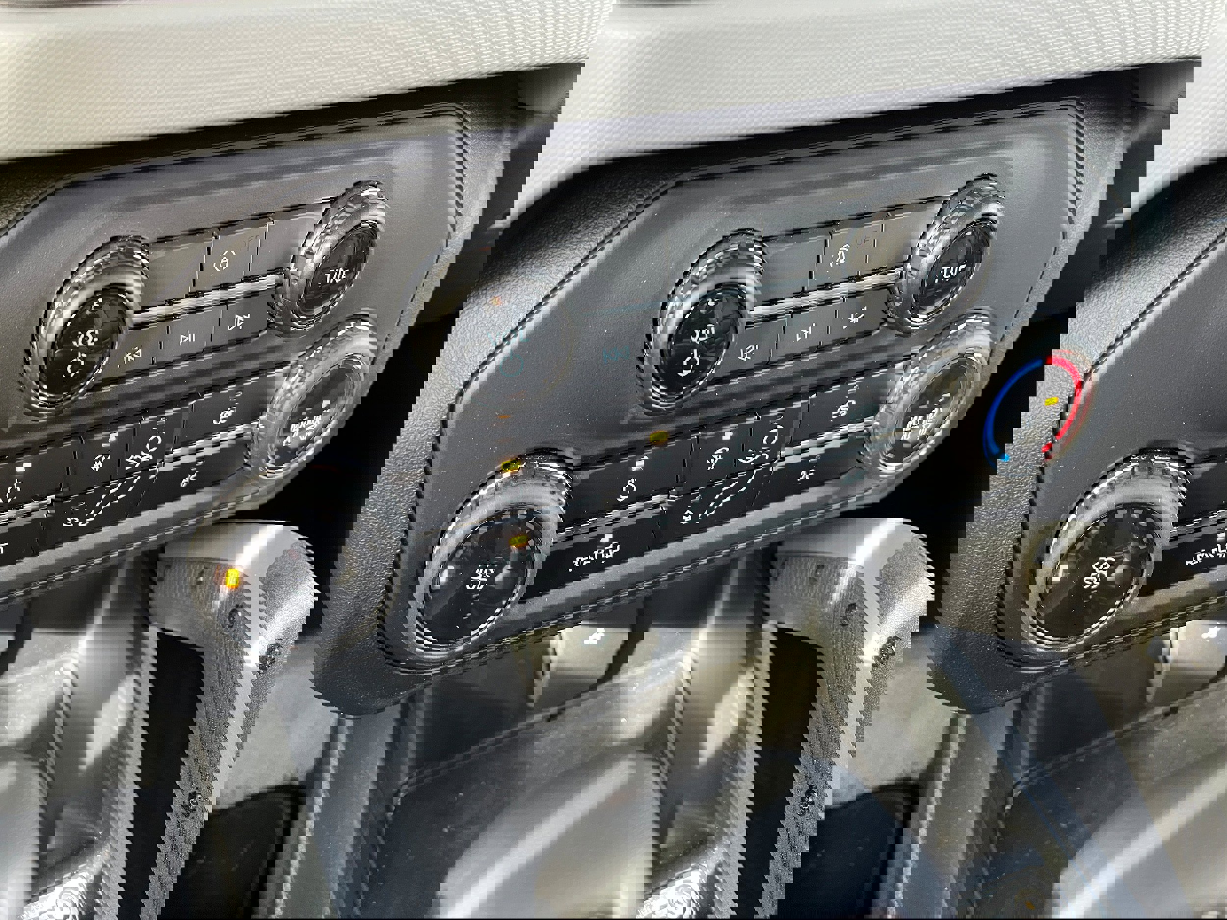 Certified 2024 Ford Bronco Big Bend image 19