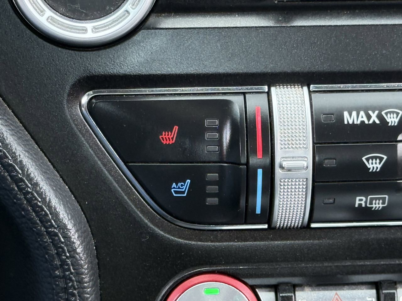 Certified 2021 Ford Mustang Premium RWD image 24