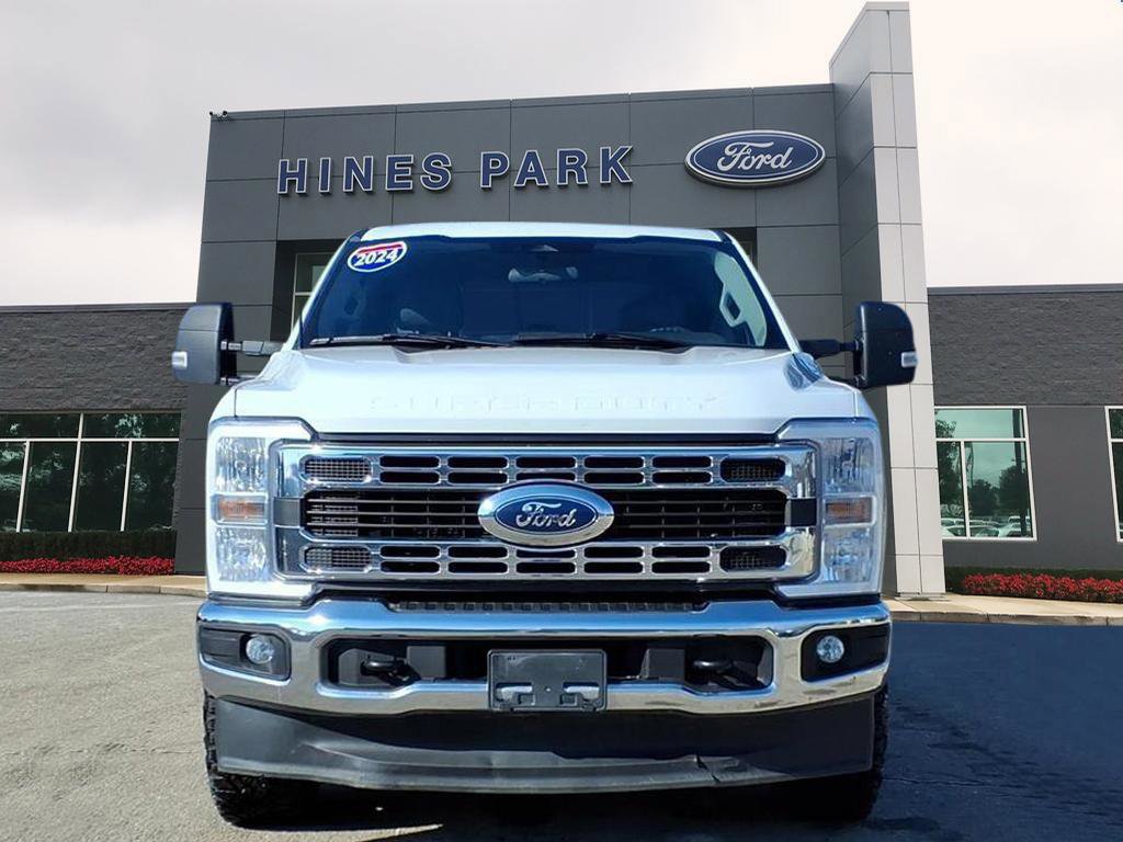 Certified 2024 Ford F350 XLT w/ FX4 Off-Road Package AWD/4WD image 7