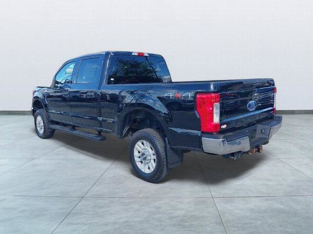 Certified 2018 Ford F250 XLT w/ Snow Plow Prep Package AWD/4WD image 5
