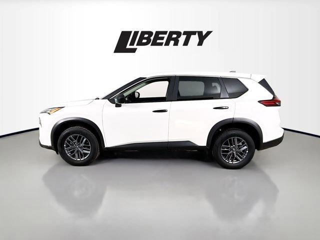 Used 2024 Nissan Rogue S image 2