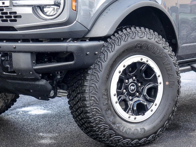 Certified 2024 Ford Bronco Badlands w/ Sasquatch Package AWD/4WD image 4