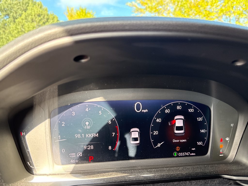 Used 2023 Honda Accord EX image 16