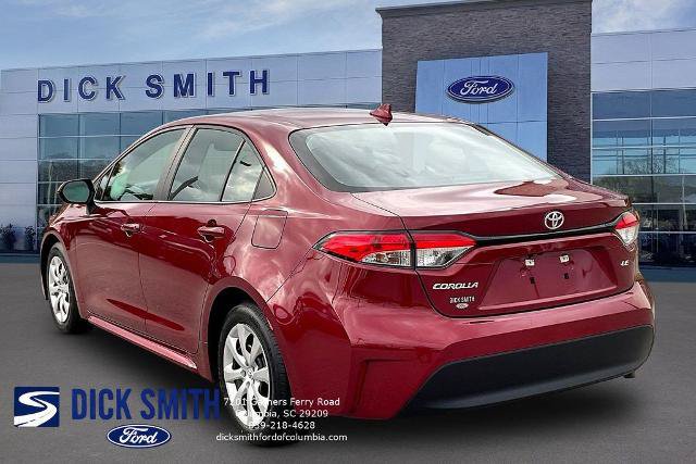Used 2025 Toyota Corolla LE FWD image 4