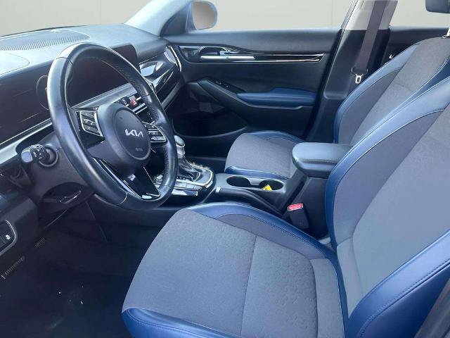 Used 2024 Kia Seltos S AWD/4WD image 17