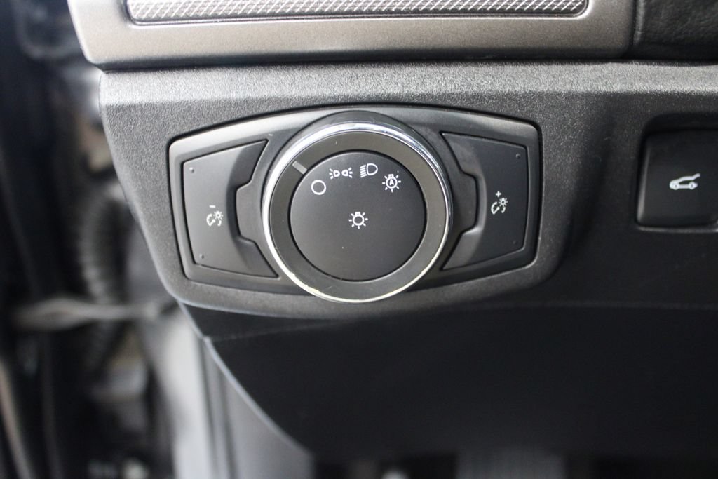 Certified 2020 Ford Fusion SE FWD image 15
