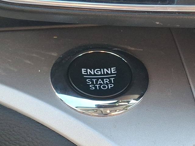 Certified 2023 Ford Explorer XLT w/ Equipment Group 202A AWD/4WD image 23