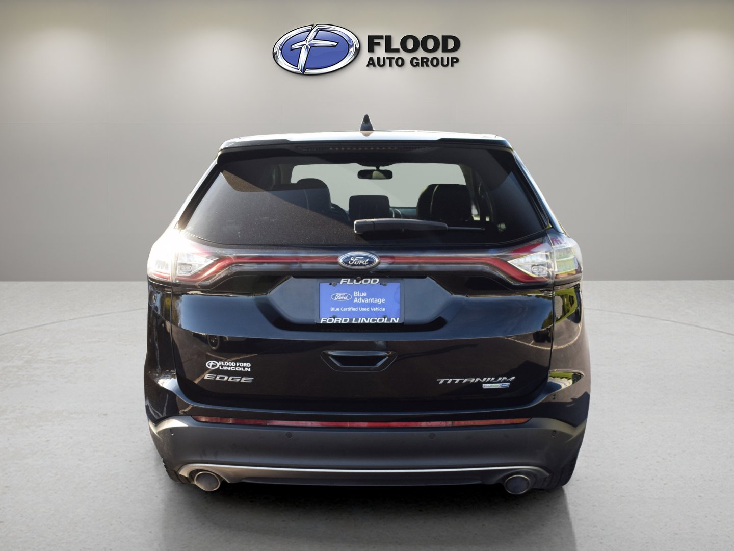 Certified 2018 Ford Edge Titanium w/ Equipment Group 301A image 5